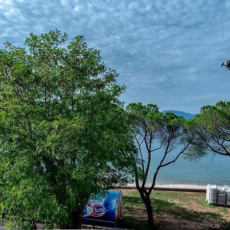 Apartment Bor - On The Beach Малинска Екстериор снимка