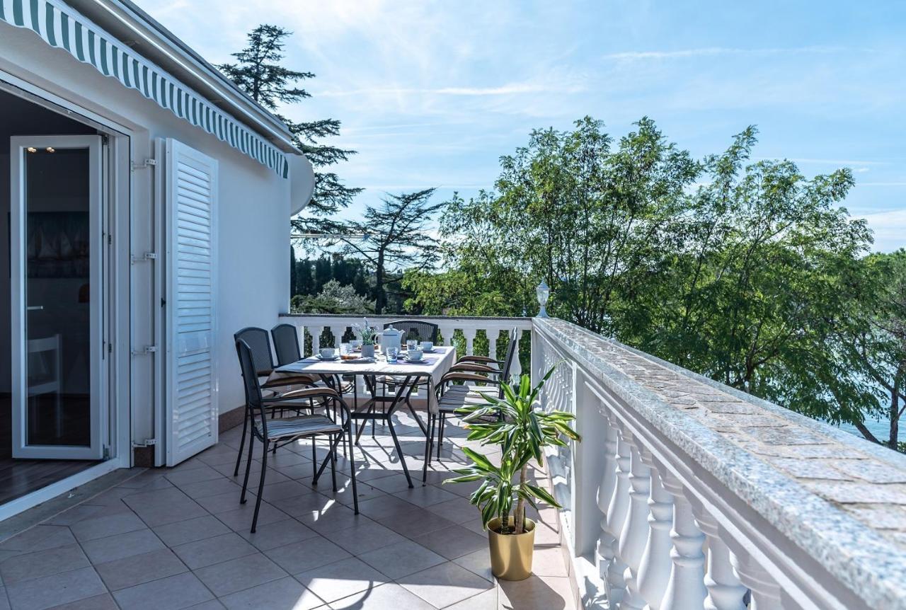 Apartment Bor - On The Beach Малинска Екстериор снимка