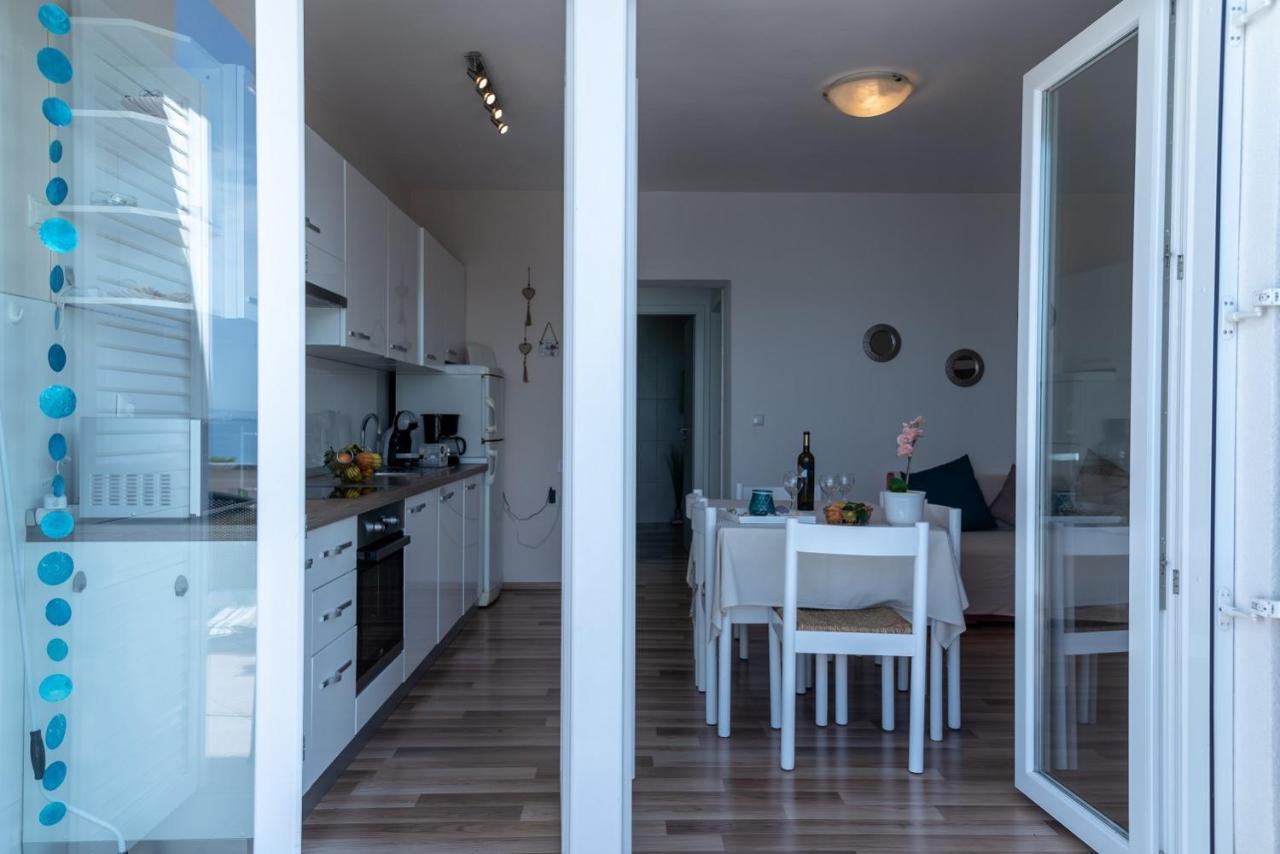 Apartment Bor - On The Beach Малинска Екстериор снимка