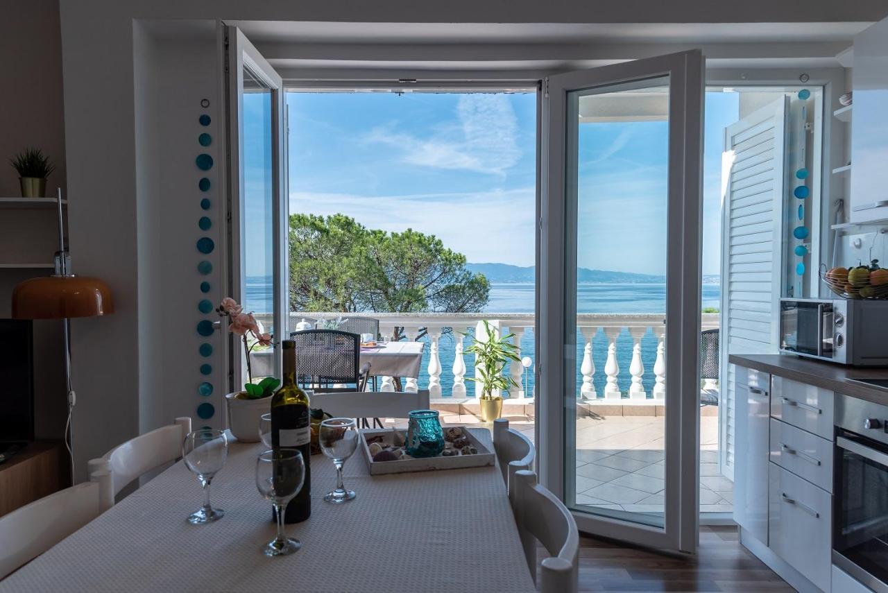 Apartment Bor - On The Beach Малинска Екстериор снимка